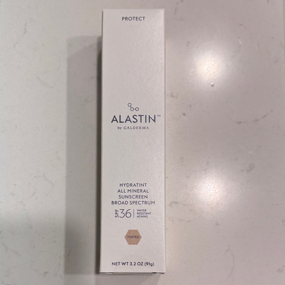 Alastin Hydratint All Mineral Tinted Sunscreen SPF 36 NIB